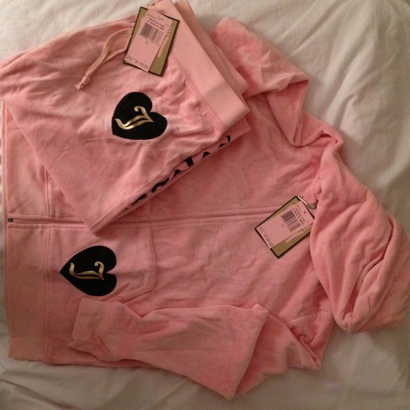 Juicy Couture valor suit