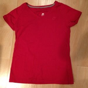 Nike Fuschia T-Shirt