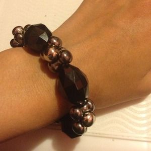 Black beaded bracelet
