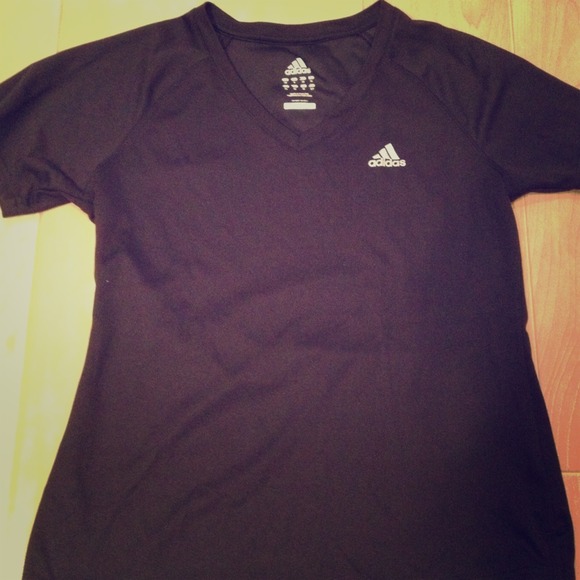 Adidas T-Shirt