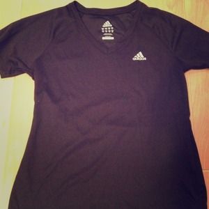 Adidas T-Shirt
