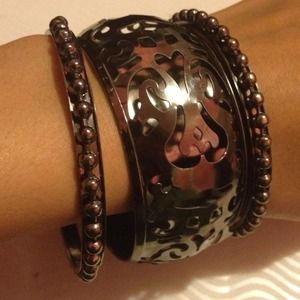 Dark sliver bracelet
