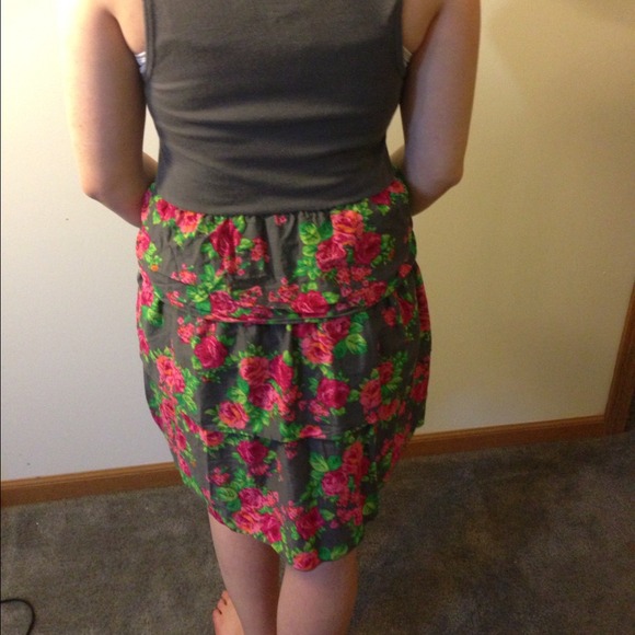 Grey floral dress! - Picture 4 of 4