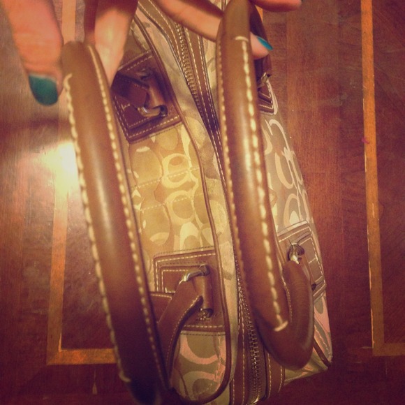 Other pic Coach Hamptons bag