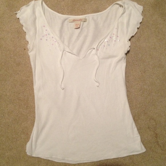 Abercrombie white tee
