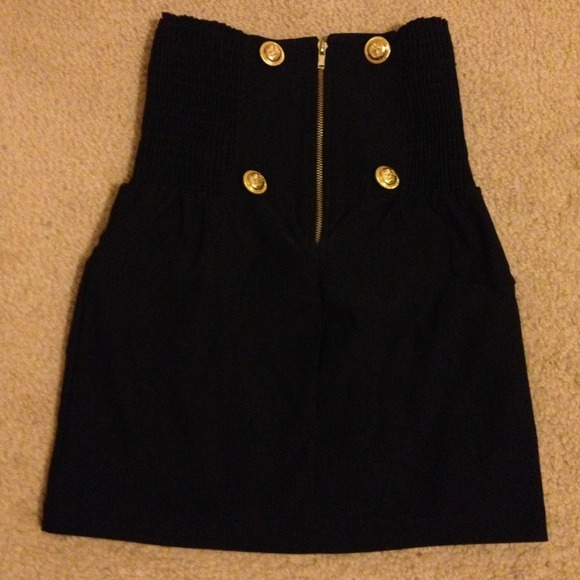Black skirt