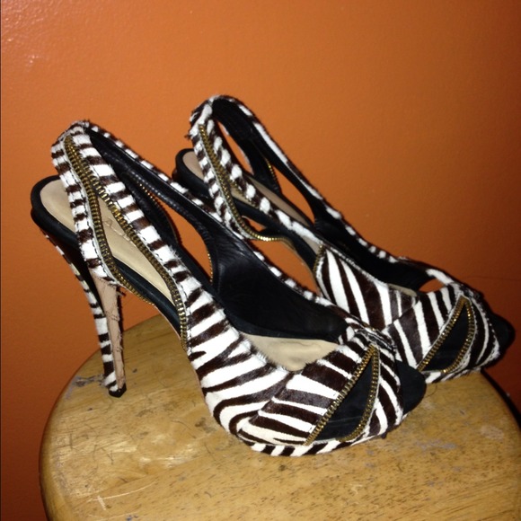 Authentic LAMB animal print shoe