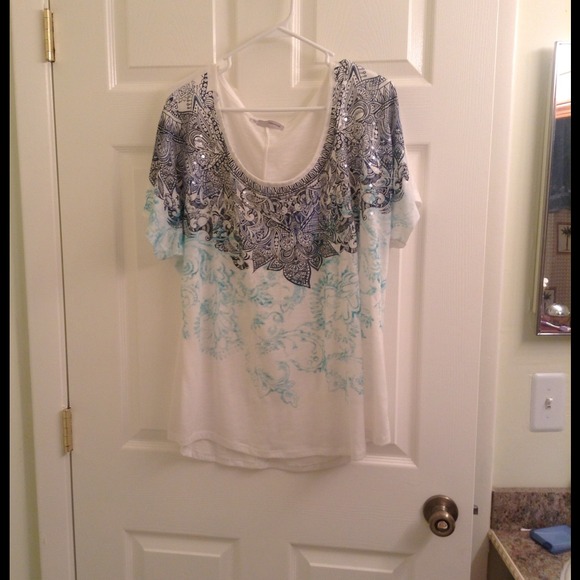 Tops - Beautiful top with sequence and design worn once