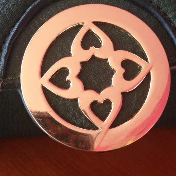 Brand new green pleather wallet ! - Picture 3 of 3