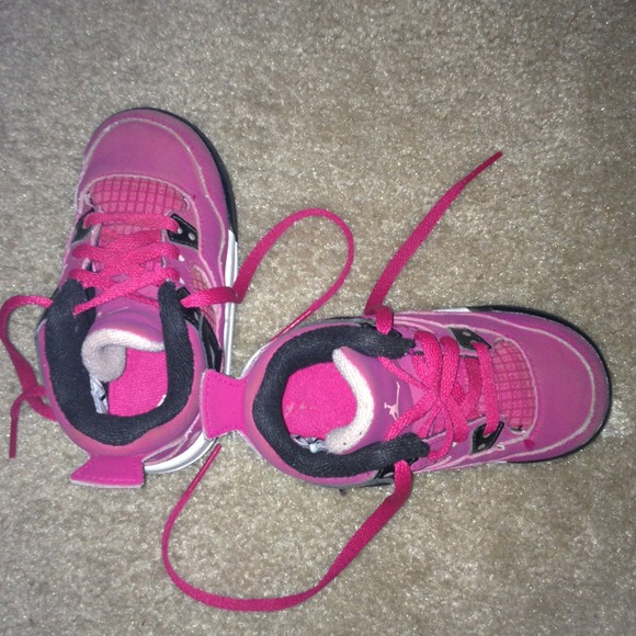 Pink Jordan's - Picture 2 of 2
