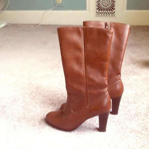Brown boots