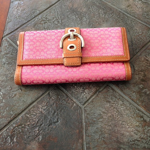Coach wallet
