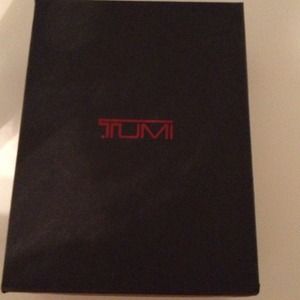 MEN'S Tumi wallet