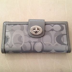 Authentic Coach Wallet
