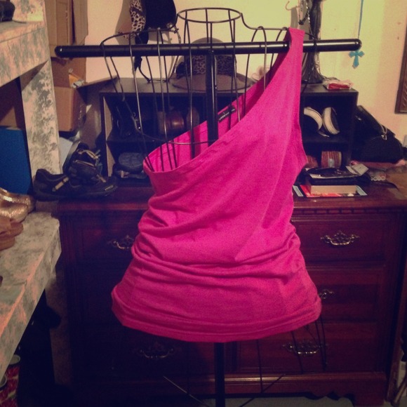 VS One-Shoulder Fuschia Top NWOT