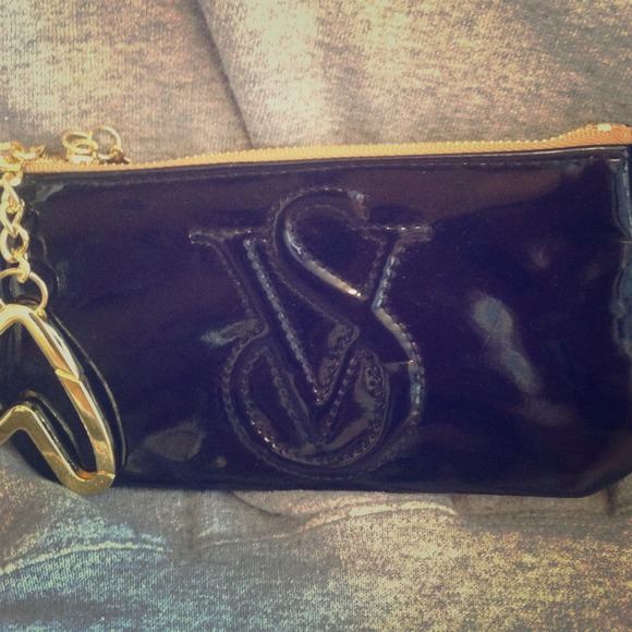 VS wristlet NEW never been used