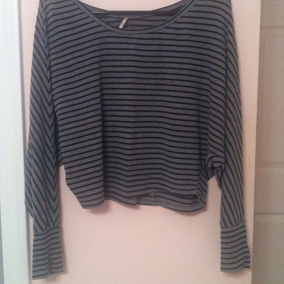 Black and grey long sleeved shirt