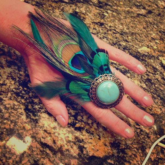 Feather ring