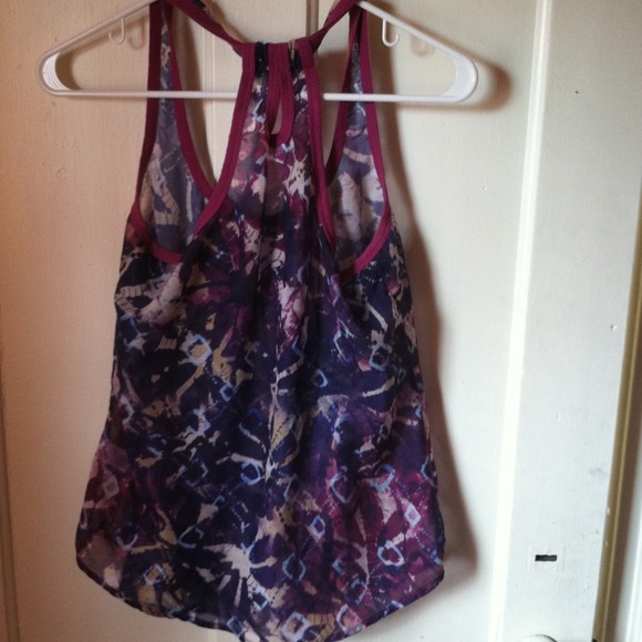 Summer blouse! - Picture 2 of 4