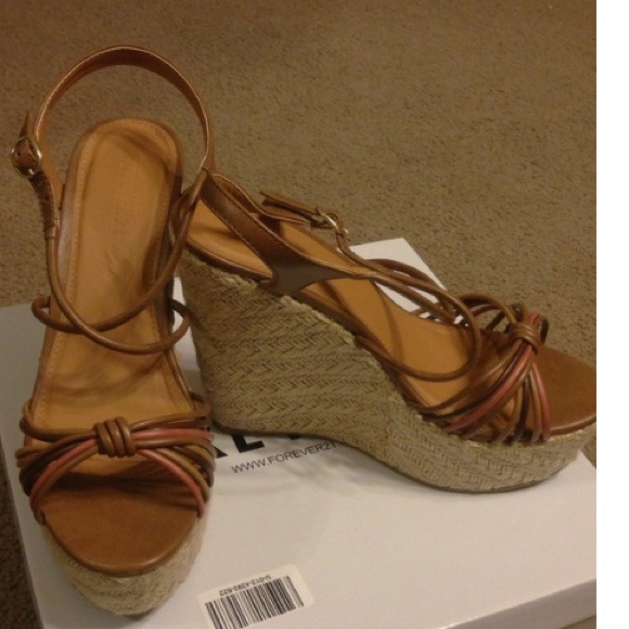 👠High heel sandal