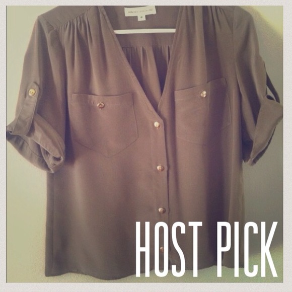 BUNDLED 100% silk Amanda Uprichard top