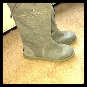 *RESERVED TIL 5/6* UGG boots