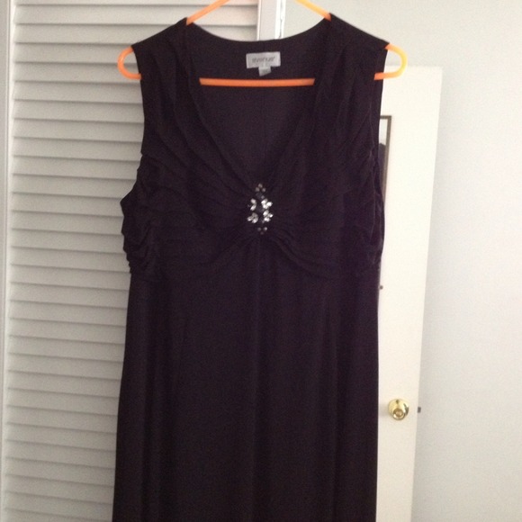 Black sleeveless maxi dress