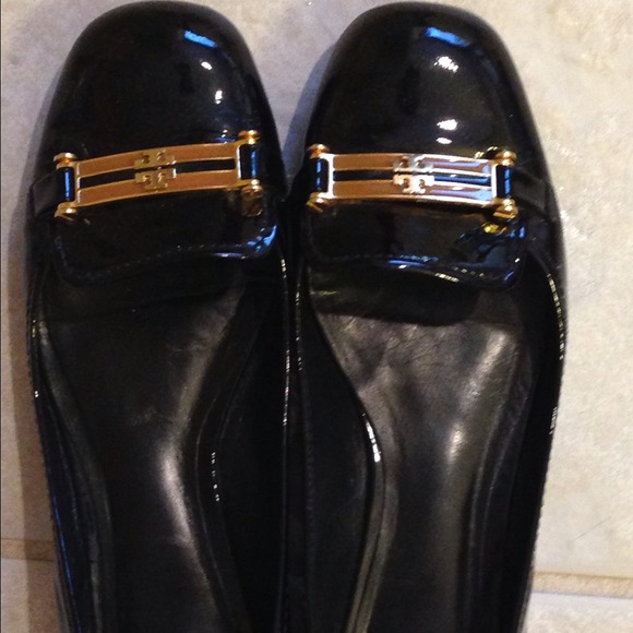 🚩Reserved🚩Tory Burch Black patent leather