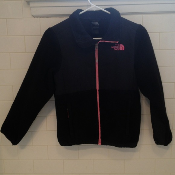 Back north face with pink zipper