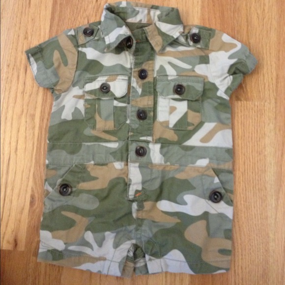 Infant boy camo romper