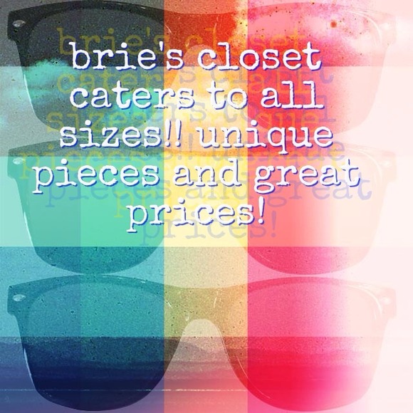 $10 items! 👗👙🎽👠👡👚👟👙💄👛👝👜👢👞👟👖👚💼