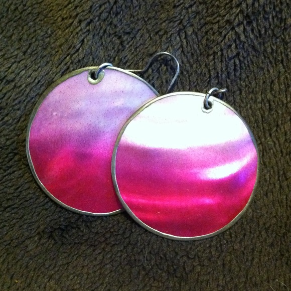 ~GIFT TO POSH-SISTER~ Pink Shell Earrings