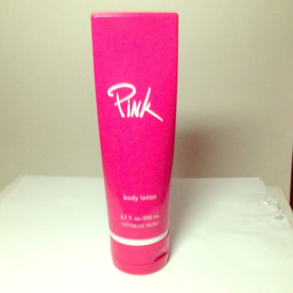 SOLD: Victoria's Secret 💕PINK💕Body Lotion!