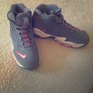 📦📫 S O L D 📦📫 Nike griffeys