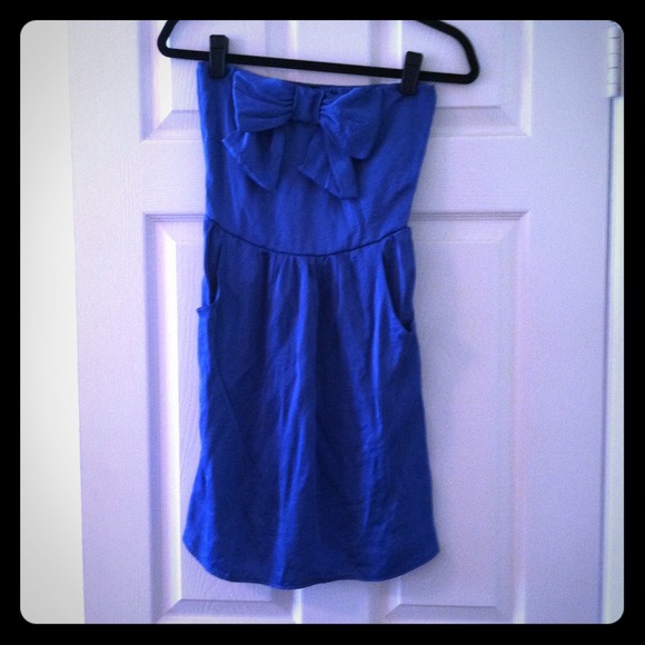 SOLD Blue bowtie dress