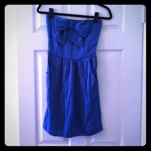 SOLD Blue bowtie dress