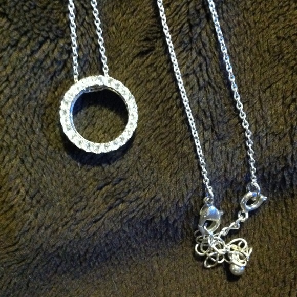 GIFTED TO POSH FRIEND Faux diamond necklace