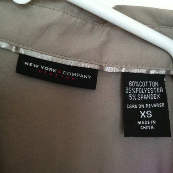 Khaki Button Up Stretch shirt - NY & Company -XS - Picture 3 of 3