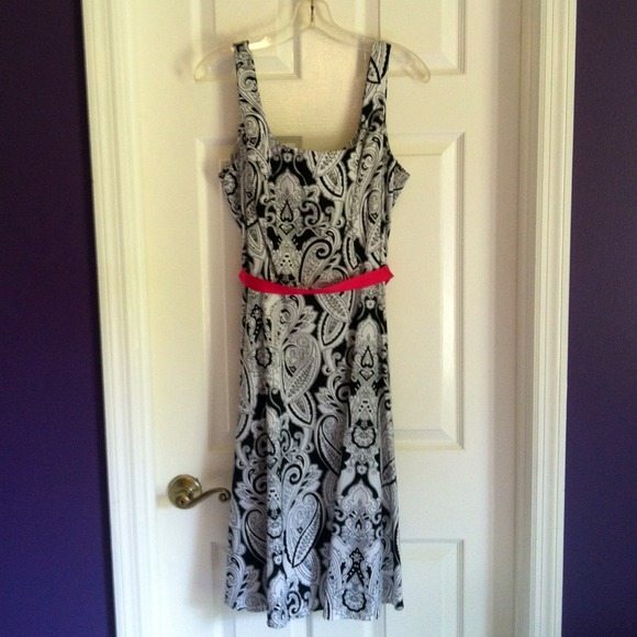 ❌SOLD❌Paisley Black & White Dress Sz 12