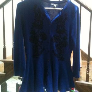 H&M cute royal blue and black sweater