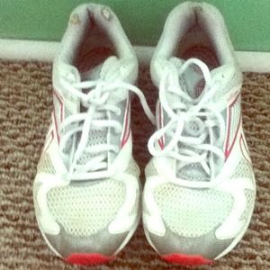 Reebok SimplyTone Walking Shoes