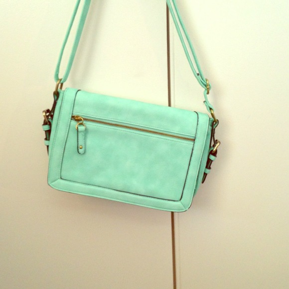 Best color purse!