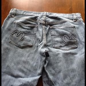 MOSSIMO LADIES JEANS PREMIUM BOOTCUT SIZE 8