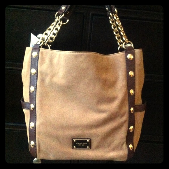 Michael Kors large shoulder tote. With tags!