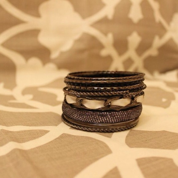 🚫BUNDLED🚫 - Picture 2 of 4