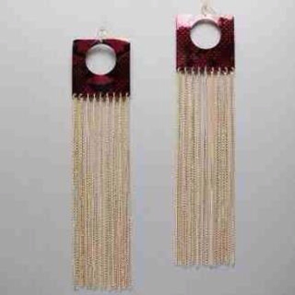 Chain earrings