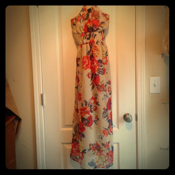 SOLD Beautiful floral maxi