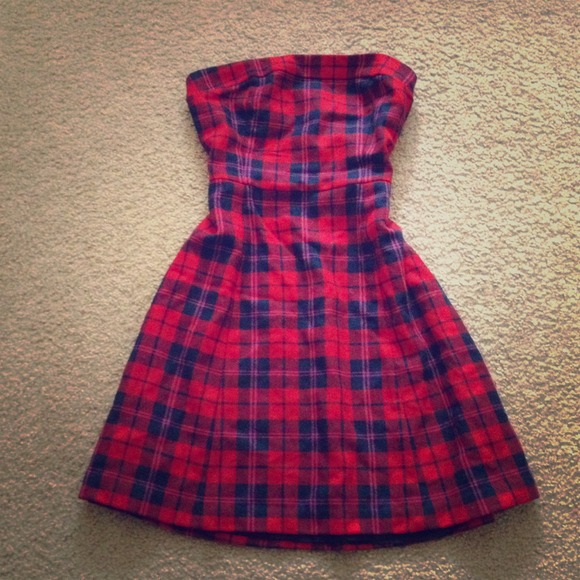 ON HOLD!!! American eagle strapless dress