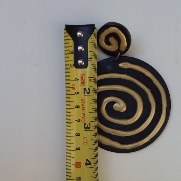 Vintage 3 1/2" Disc Clip-on Earrings - Picture 3 of 4