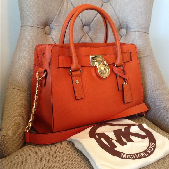 100% authentic Michael Kors (((( SOLD))))
